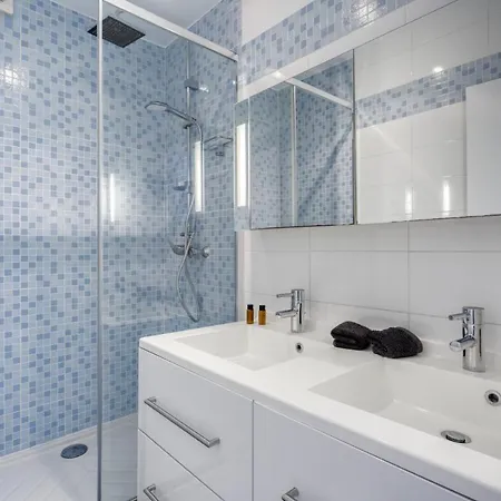 3 With Sea View Terraces In Peace Апартаменты Сен-Тропе