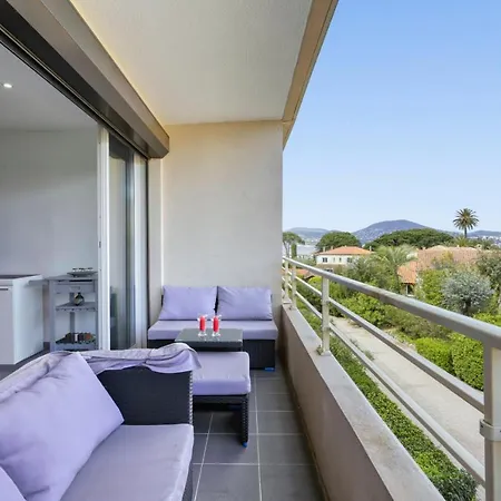 3 With Sea View Terraces In Peace Апартаменты Сен-Тропе
